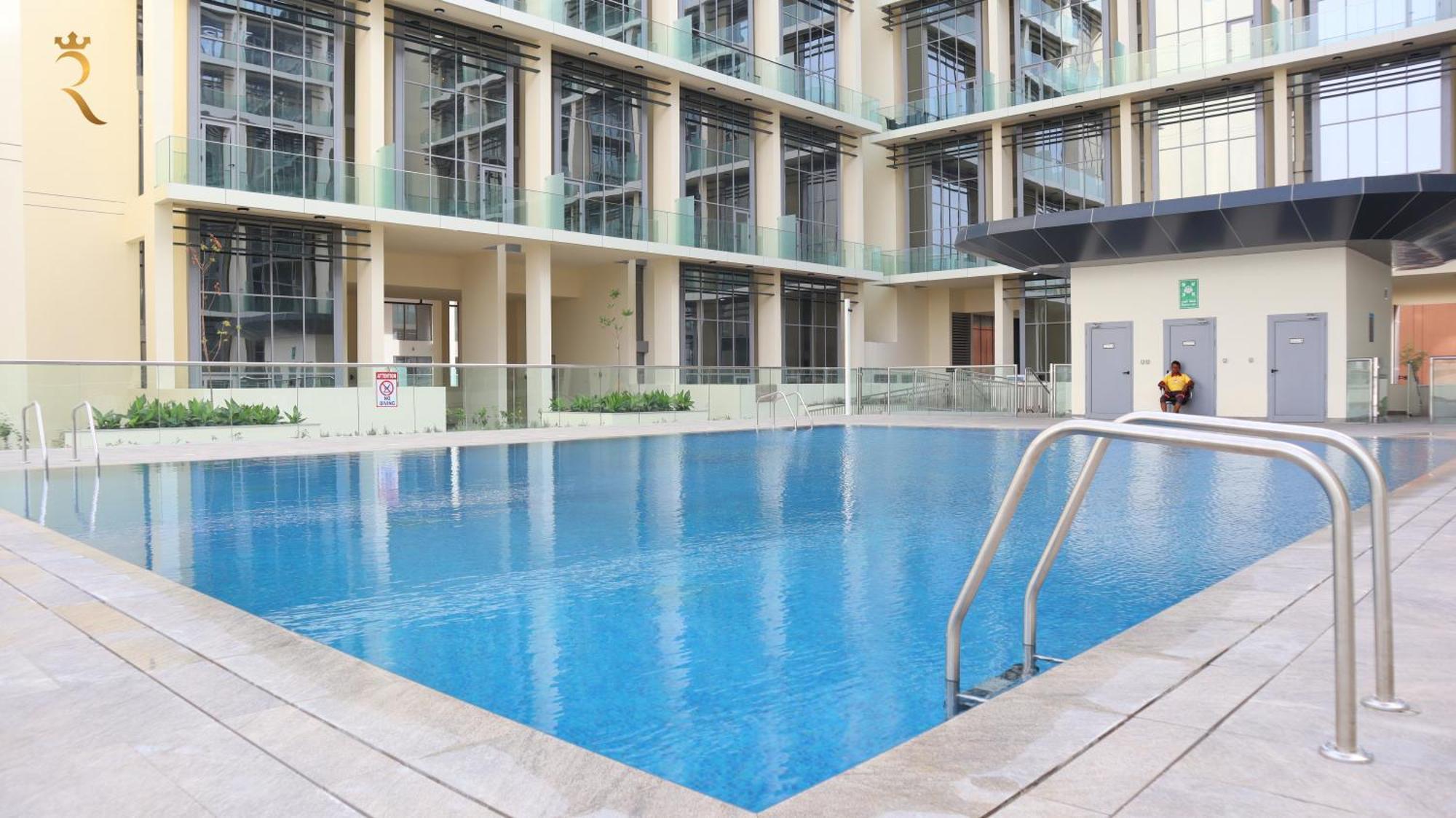 Duplex Elegance Retreat Transit - 2 Bedroom In Masdar Abou Dabi